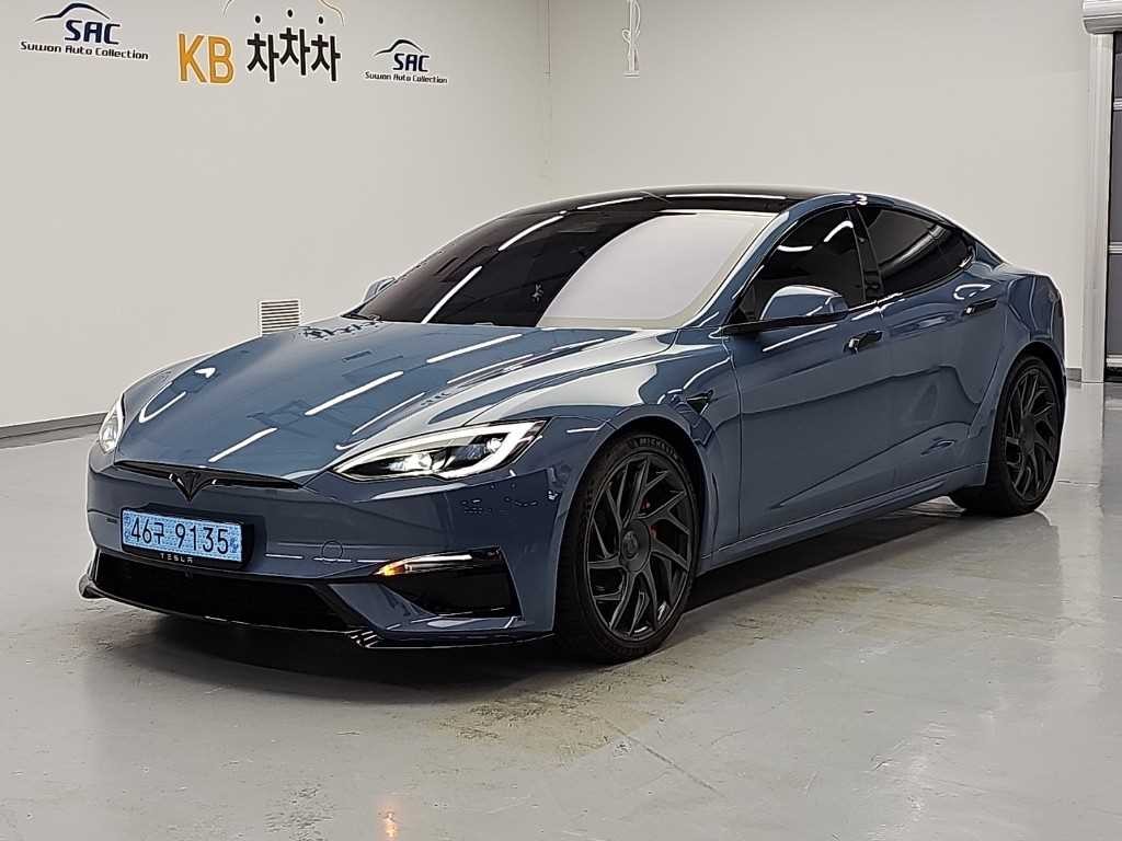 테슬라 모델 S 플레이드 이미지 1