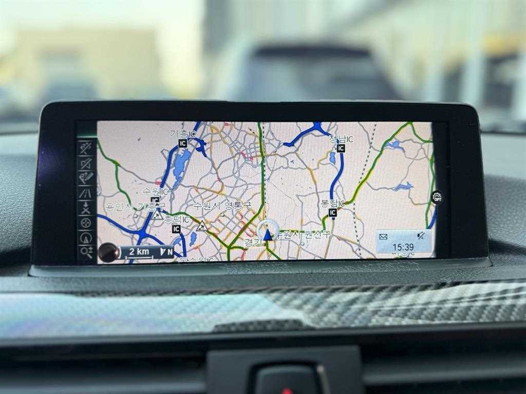 BMW 3시리즈 M3 (F80, E90) M3 세단 이미지 14