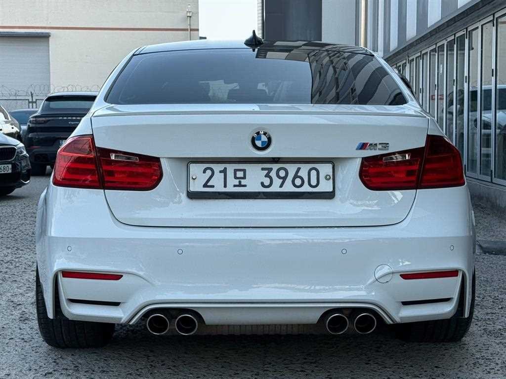 BMW 3시리즈 M3 (F80, E90) M3 세단 이미지 4
