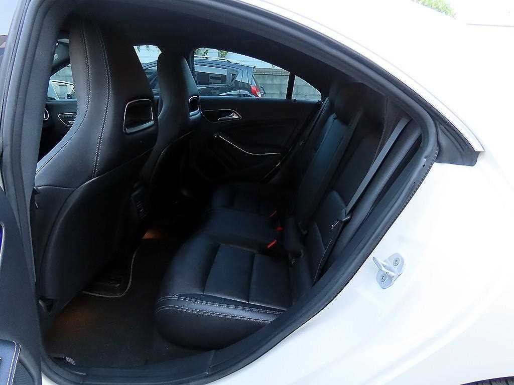 벤츠 CLA 클래스 CLA클래스 CLA 250 4MATIC 이미지 6