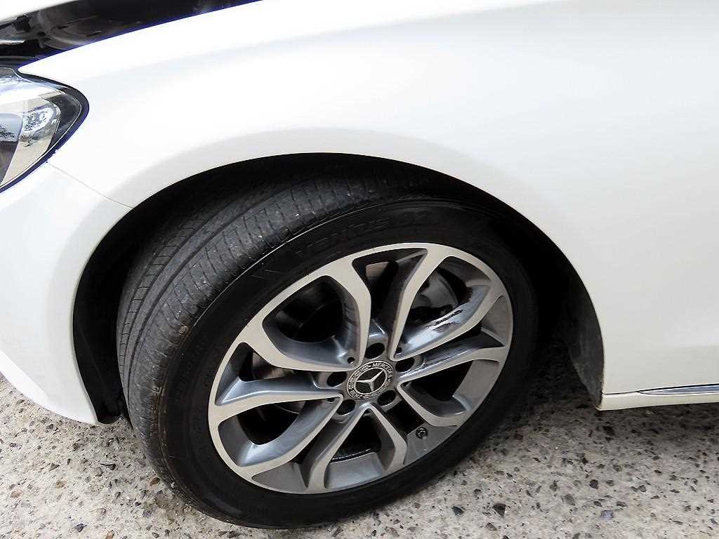 벤츠 C 클래스 C클래스 W205 C200 이미지 20
