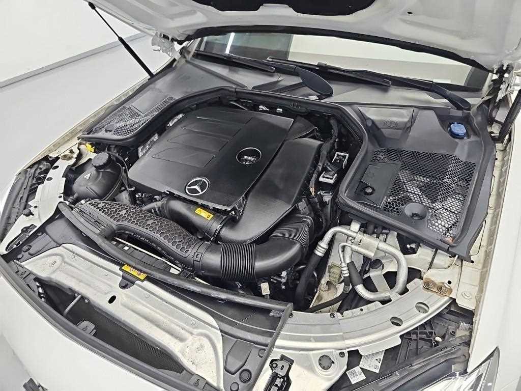 벤츠 C 클래스 C클래스 W205 C200 이미지 5