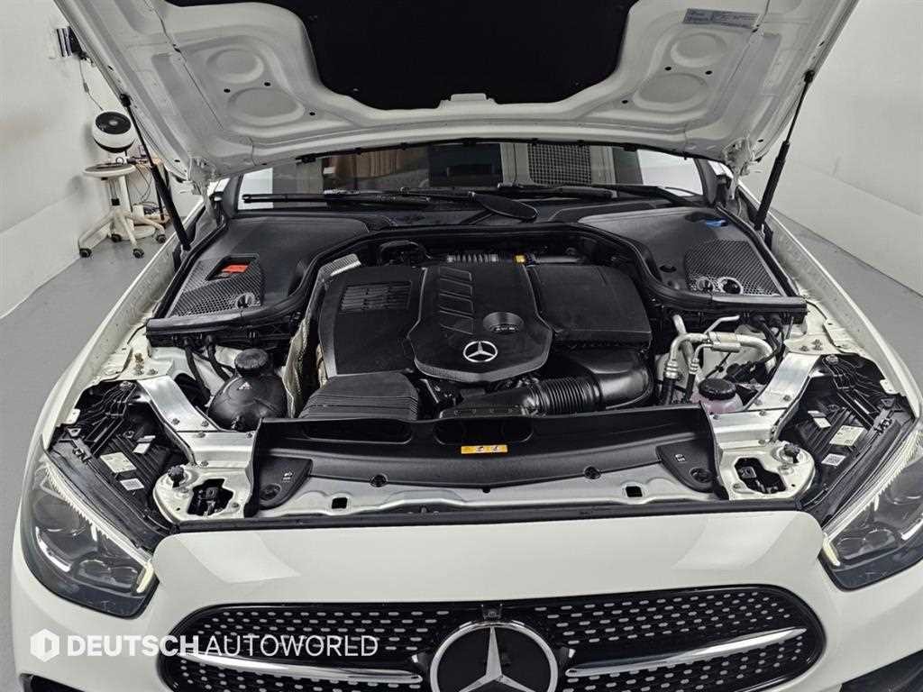 벤츠 E 클래스 E-클래스 W213 E300d 4MATIC 쿠페 이미지 6