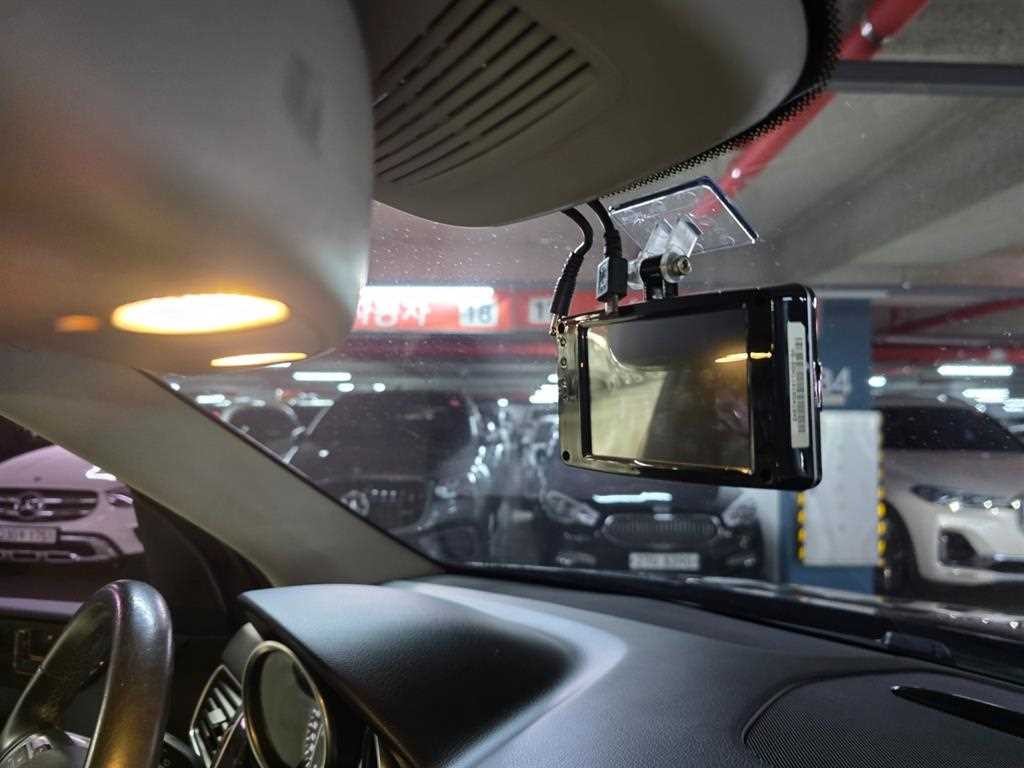 벤츠 M 클래스 뉴 M클래스 W166 ML350 블루텍 4매틱 이미지 10
