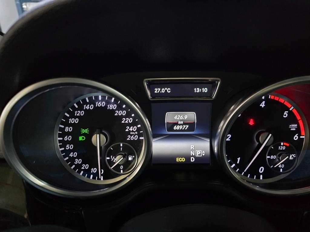 벤츠 M 클래스 뉴 M클래스 W166 ML350 블루텍 4매틱 이미지 14
