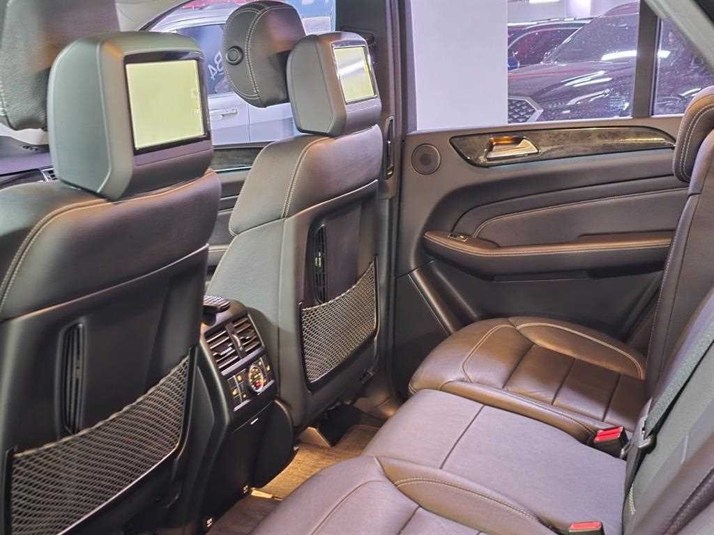 벤츠 M 클래스 뉴 M클래스 W166 ML350 블루텍 4매틱 이미지 7