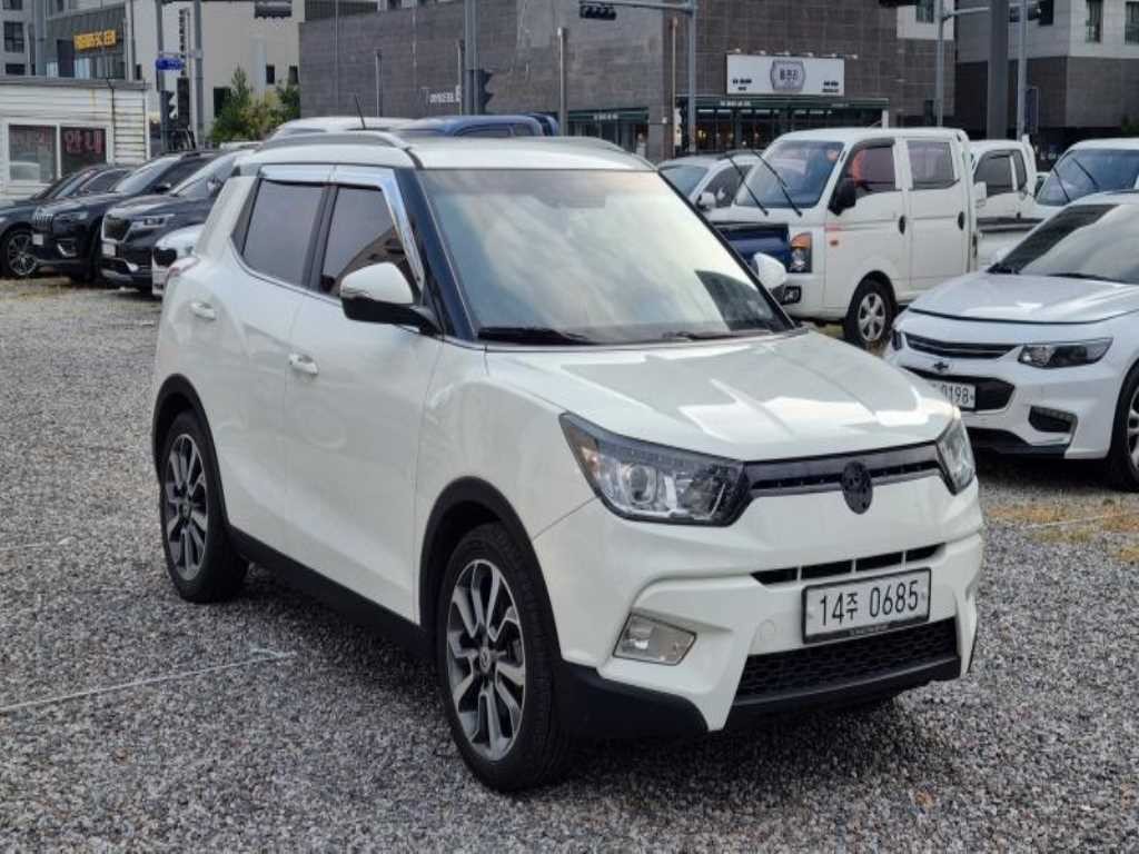 KG모빌리티(쌍용) 티볼리 가솔린 2WD 1.6 LX 고급형 이미지 3
