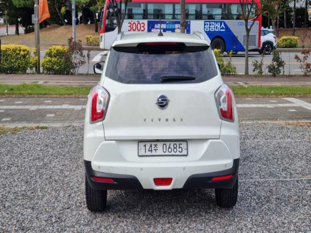 KG모빌리티(쌍용) 티볼리 가솔린 2WD 1.6 LX 고급형 이미지 5