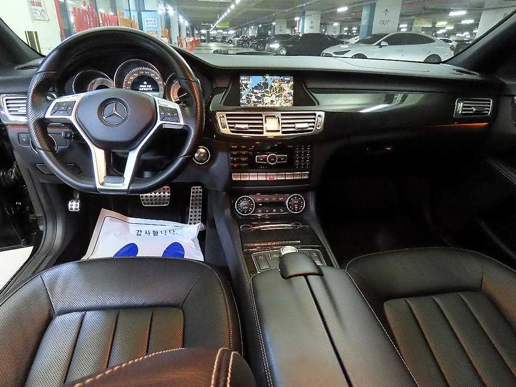 벤츠 CLS 클래스 CLS클래스 W218 CLS 350 AMG 스포츠팩 이미지 10
