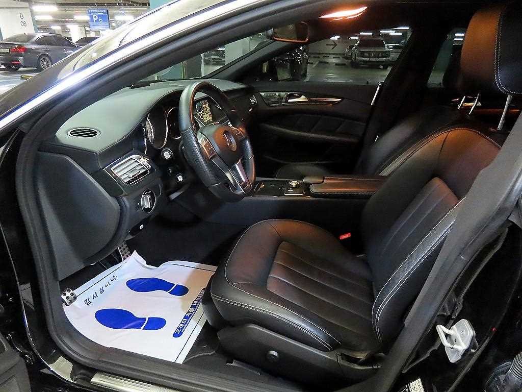 벤츠 CLS 클래스 CLS클래스 W218 CLS 350 AMG 스포츠팩 이미지 6