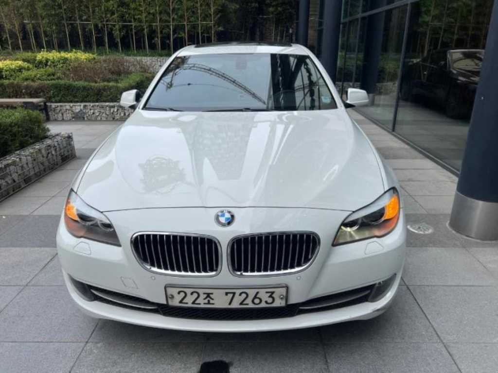 BMW 5시리즈 5시리즈 (F10) 520d 이미지 1