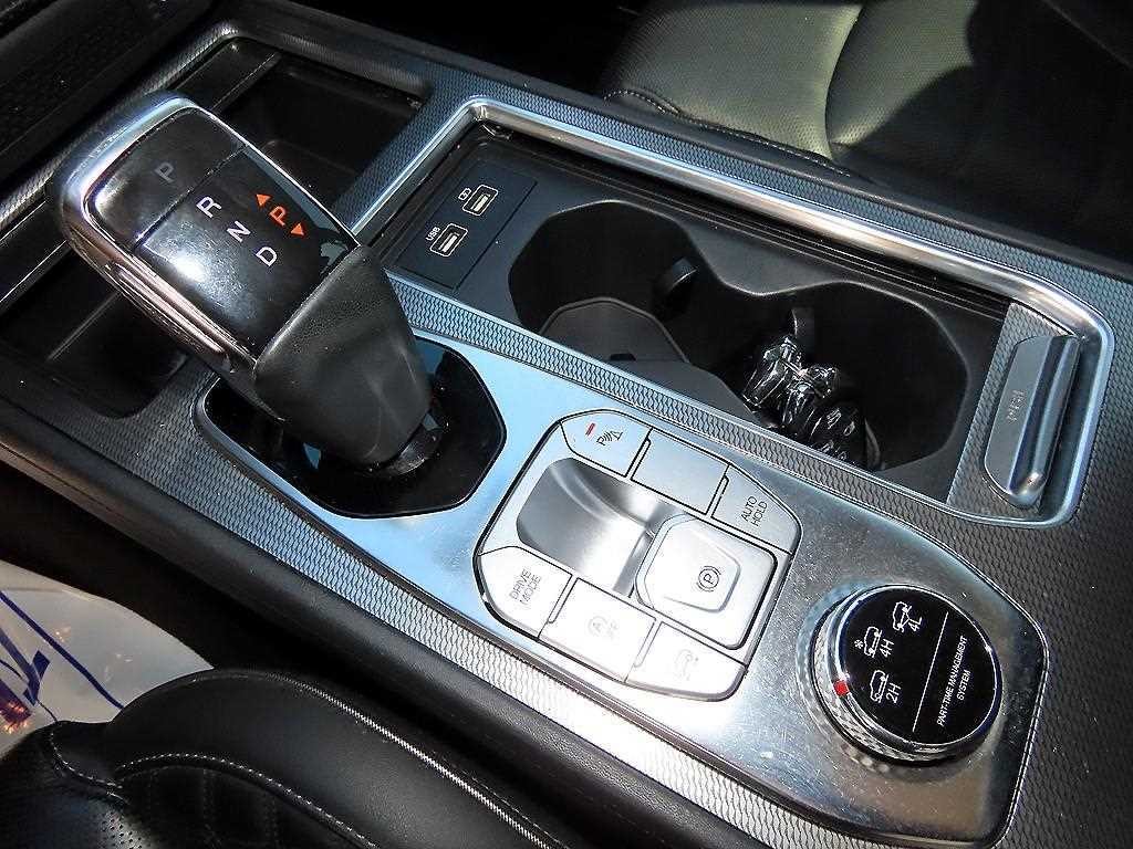 KG모빌리티(쌍용) 렉스턴 올 뉴 렉스턴 (Y450) 디젤 2.2 4WD 프레스티지 이미지 10