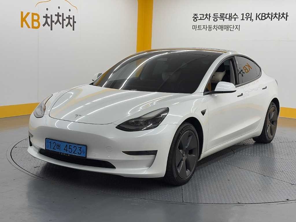테슬라 모델 3 롱 레인지 이미지 1