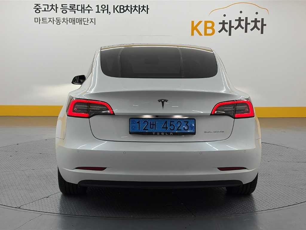 테슬라 모델 3 롱 레인지 이미지 3