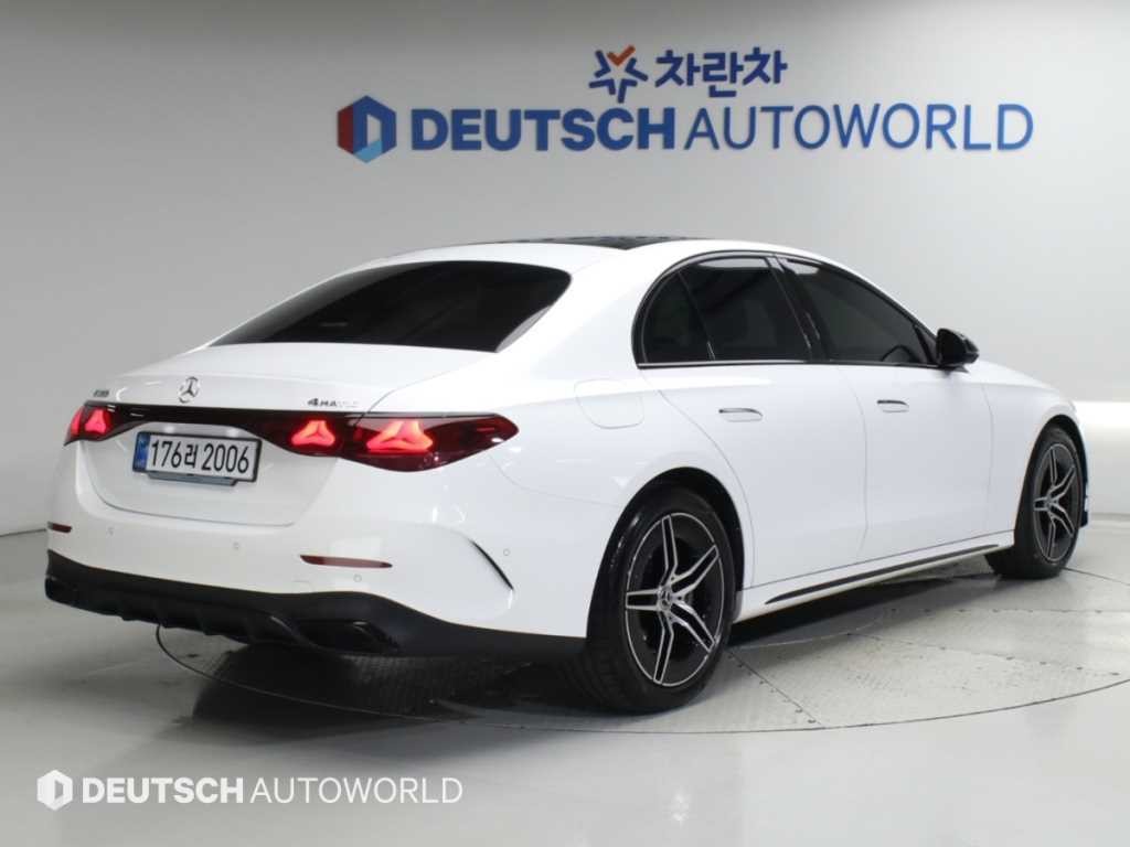 벤츠 E 클래스 E-클래스 W214 E300 4MATIC AMG Line 이미지 2