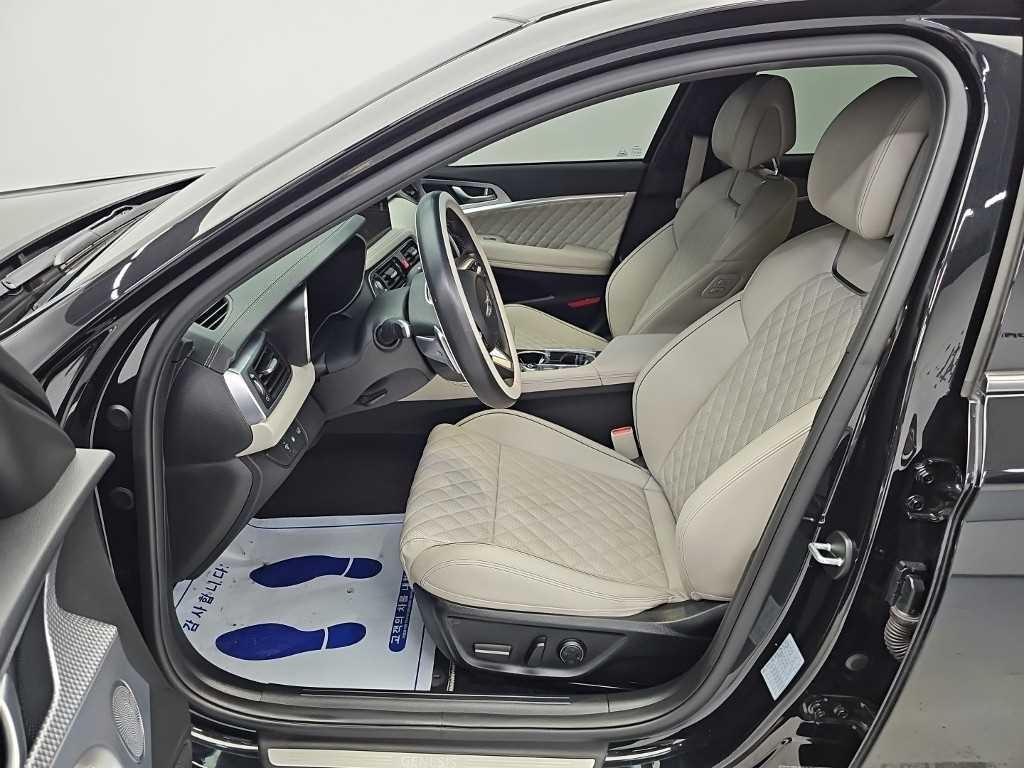 제네시스 G70 더 뉴 G70 가솔린 2.0T 2WD 이미지 11