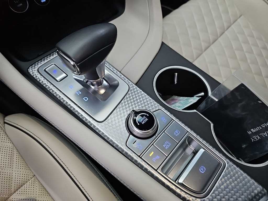 제네시스 G70 더 뉴 G70 가솔린 2.0T 2WD 이미지 8