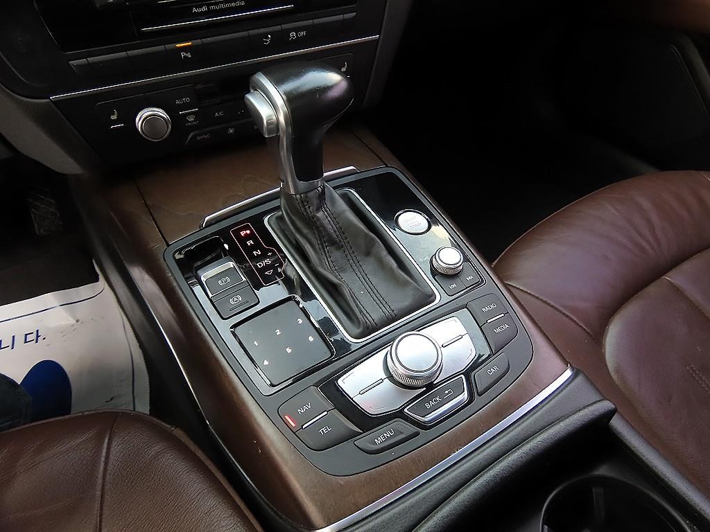 아우디 A7 55 TDI 콰트로 이미지 11
