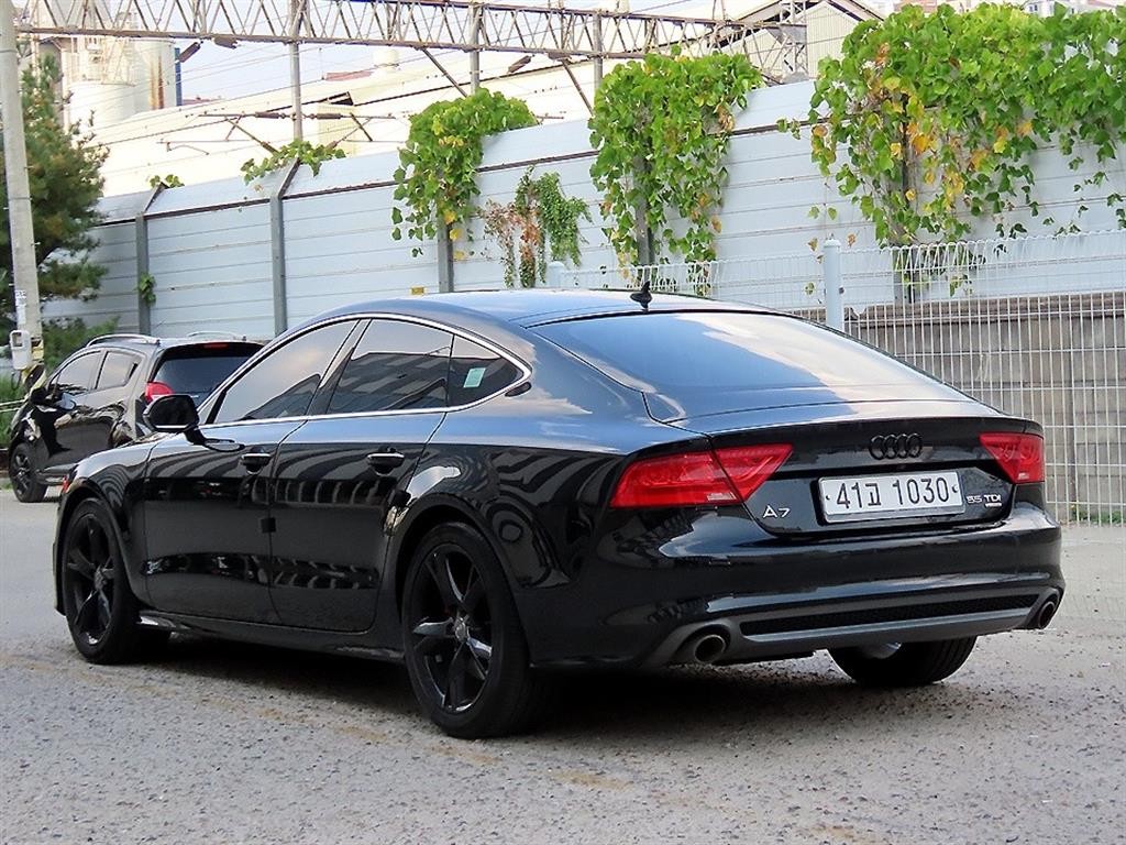 아우디 A7 55 TDI 콰트로 이미지 3