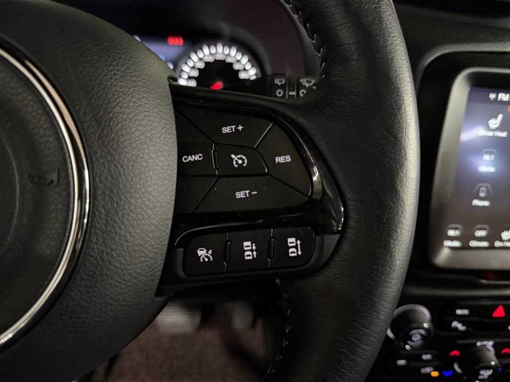 지프 레니게이드 2.4 리미티드 AWD 이미지 12