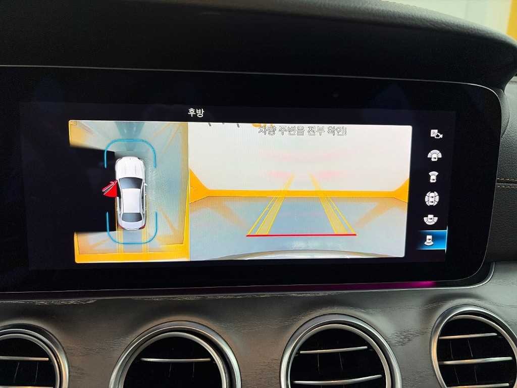벤츠 E 클래스 E-클래스 W213 E350 4MATIC 아방가르드 이미지 18