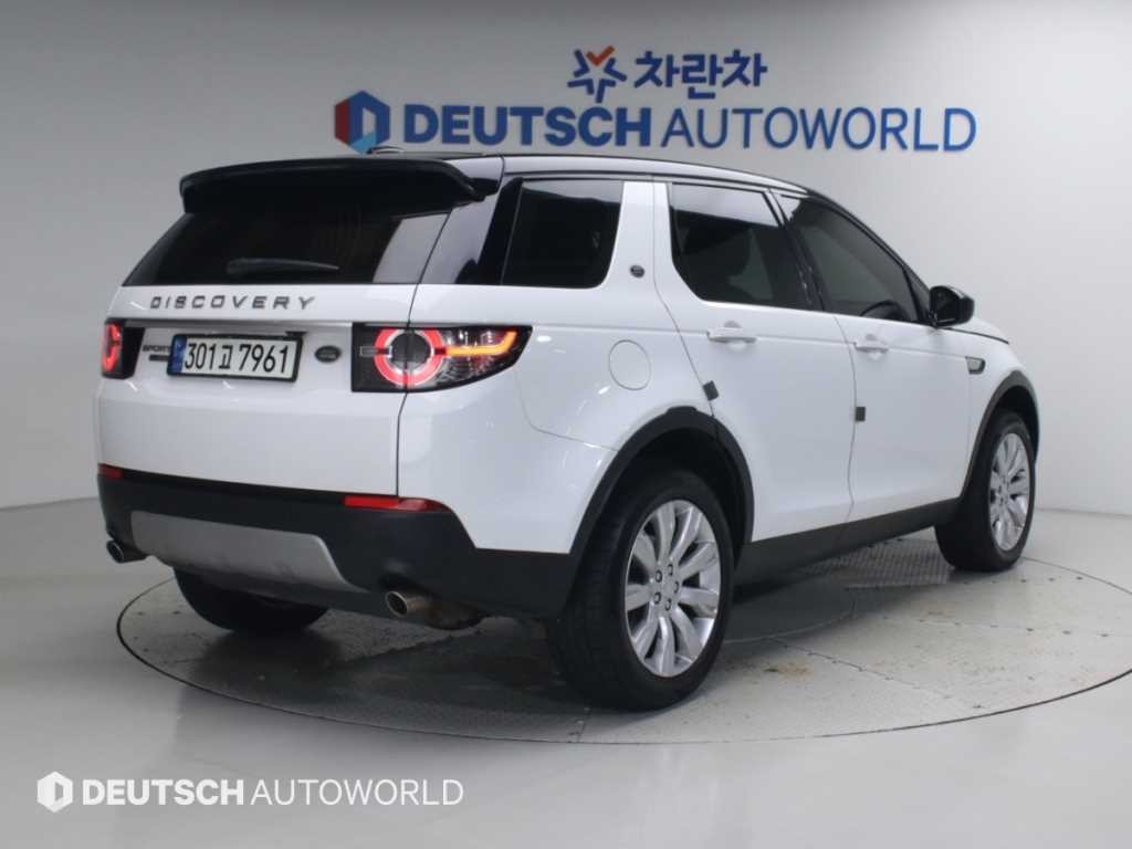 랜드로버 디스커버리 스포츠 2.0 TD4 HSE 럭셔리 이미지 2
