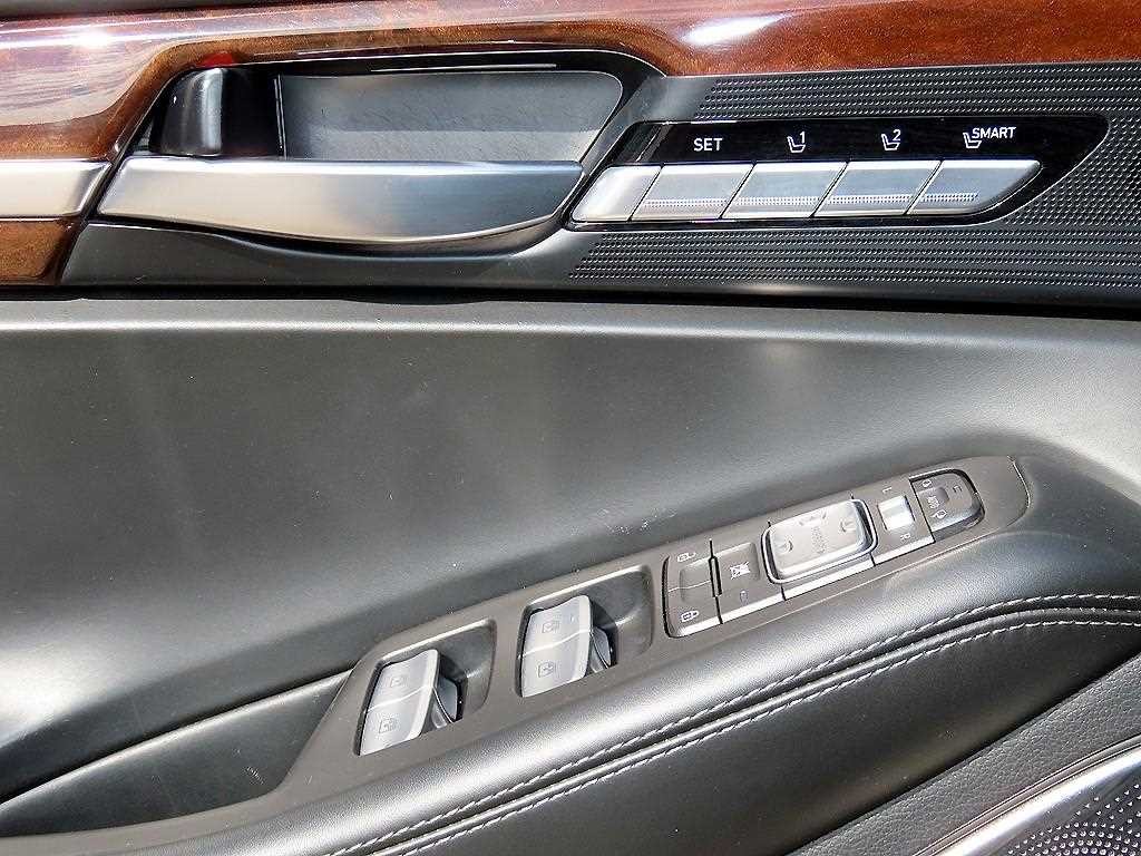 제네시스 EQ900 5.0 GDI AWD 프레스티지 이미지 12