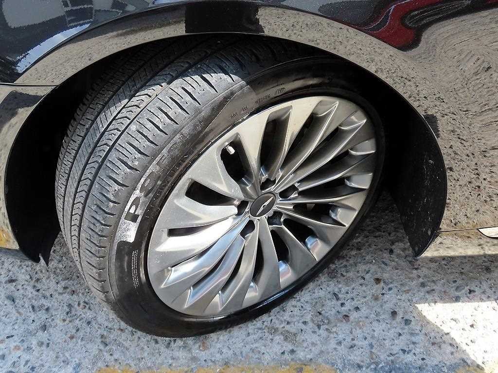 제네시스 EQ900 5.0 GDI AWD 프레스티지 이미지 20
