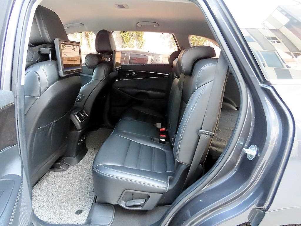 기아 쏘렌토 올 뉴 쏘렌토 디젤 2WD 2.0 노블레스 기본형 이미지 6