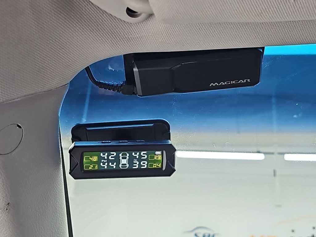 KG모빌리티(쌍용) 코란도 코란도스포츠 디젤 4WD CX7 패션 이미지 17