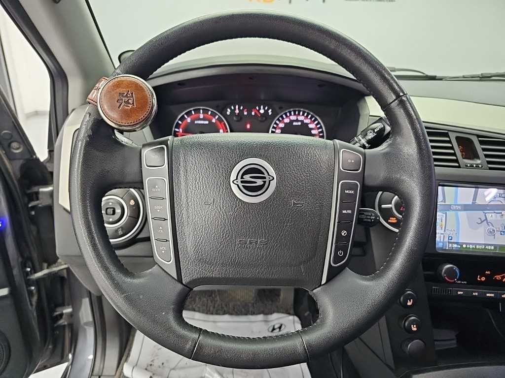 KG모빌리티(쌍용) 코란도 코란도스포츠 디젤 4WD CX7 패션 이미지 9
