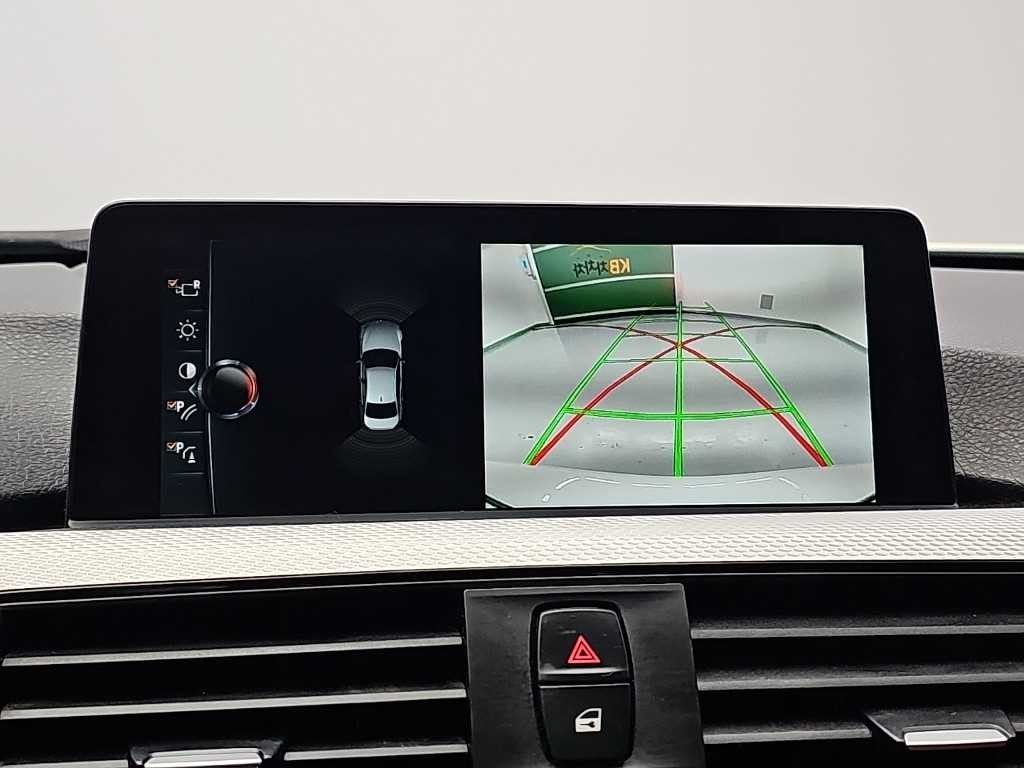 BMW 3시리즈 3시리즈 (F30) 330i M 스포츠 이미지 16