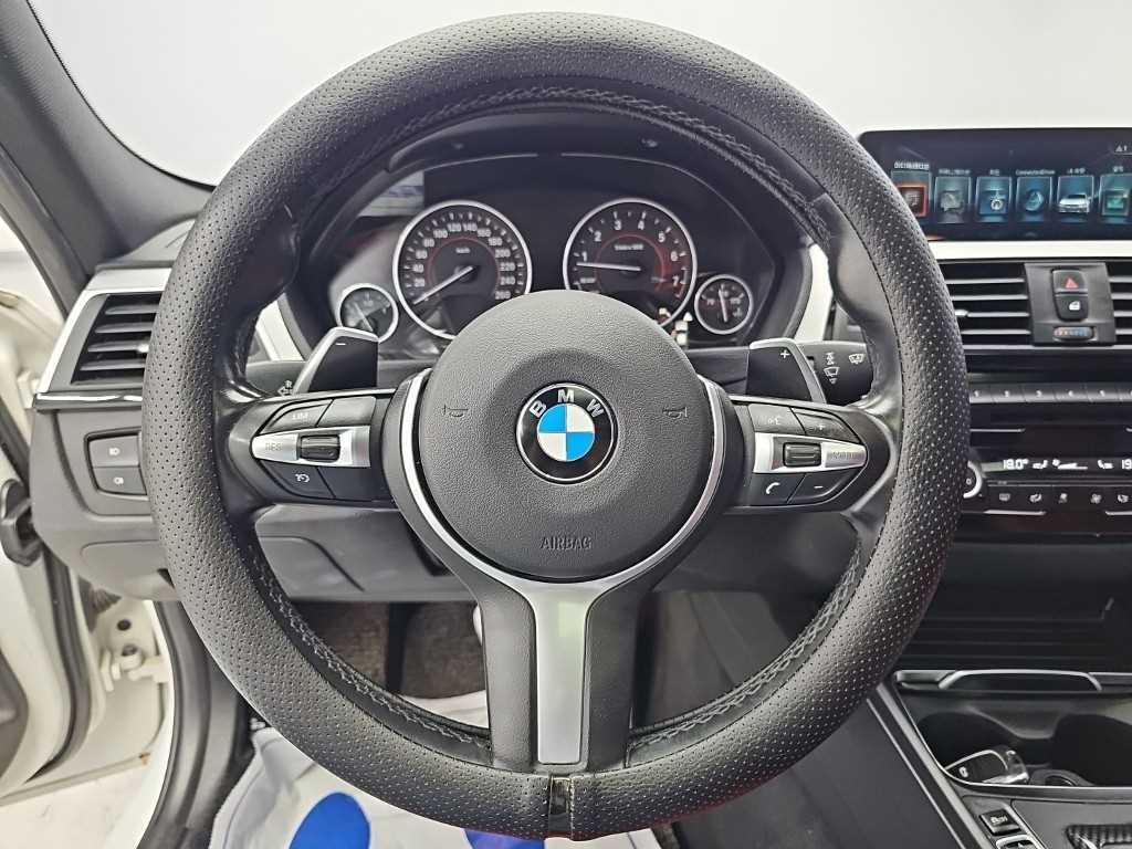 BMW 3시리즈 3시리즈 (F30) 330i M 스포츠 이미지 9