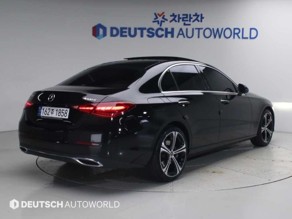 벤츠 C 클래스 C클래스 W206 C300 4MATIC 아방가르드 이미지 2