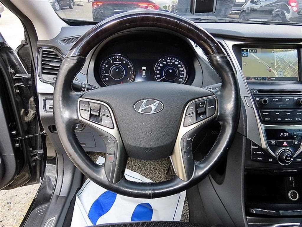 현대 그랜저 그랜저 HG HG300 EXCLUSIVE 기본형 이미지 8