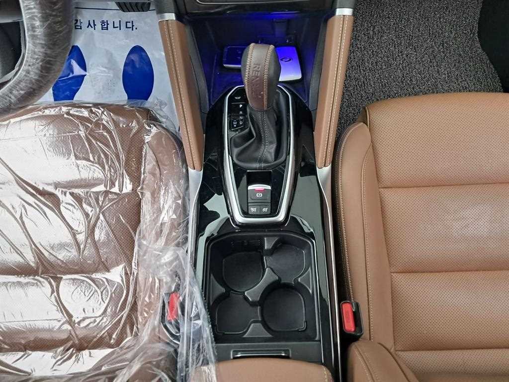 르노코리아(삼성) QM6 더뉴QM6 2.0 LPe RE 시그니처 2WD 이미지 14