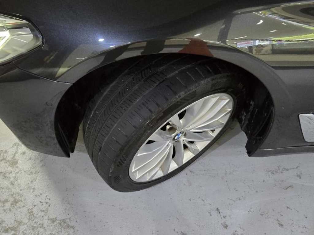 BMW 5시리즈 5시리즈 (G30) 523d 럭셔리 이미지 20