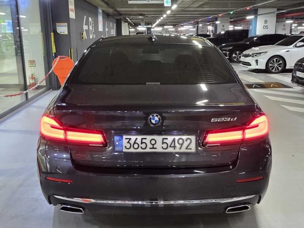 BMW 5시리즈 5시리즈 (G30) 523d 럭셔리 이미지 5