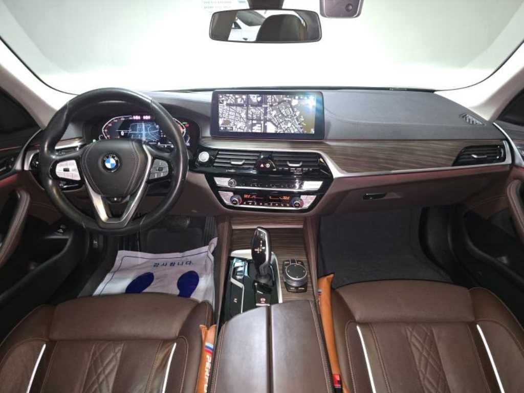 BMW 5시리즈 5시리즈 (G30) 523d 럭셔리 이미지 6
