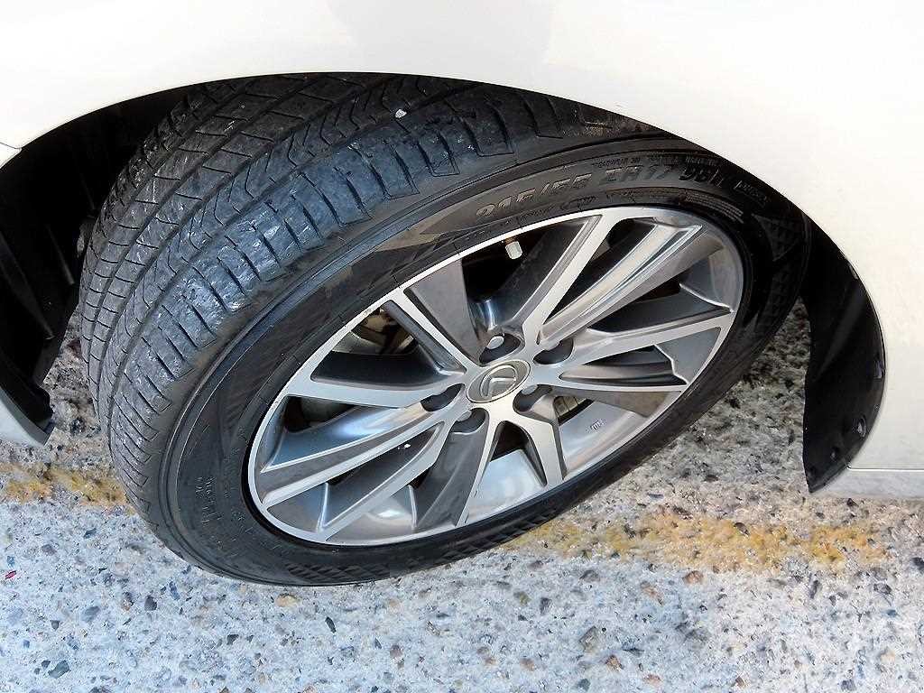렉서스 ES 뉴ES300h 슈프림 이미지 20