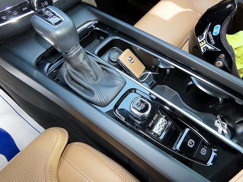 볼보 XC60 XC60(2세대) T6 AWD 인스크립션 이미지 10