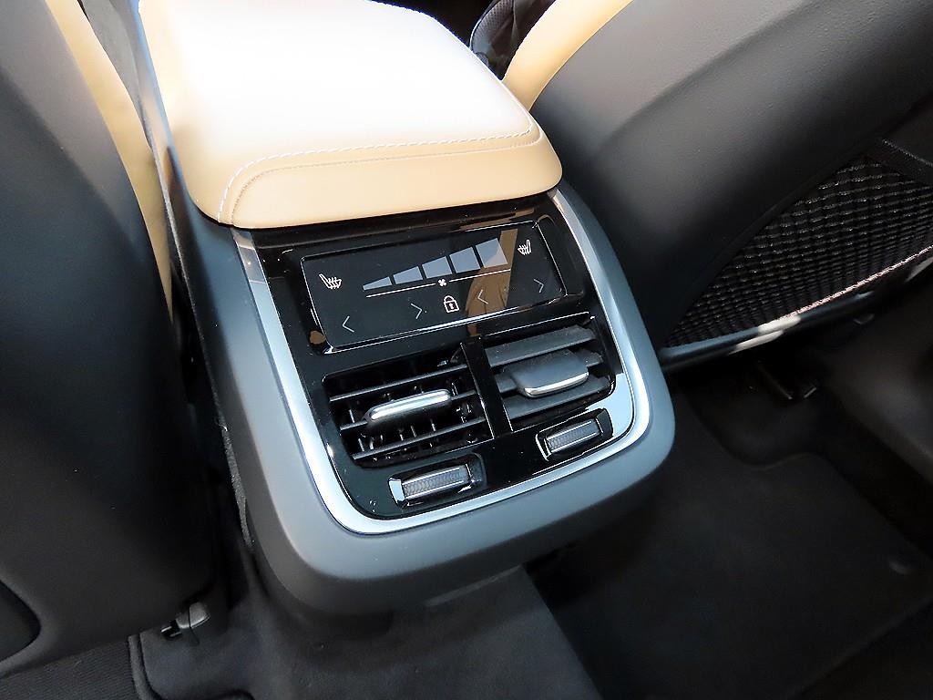 볼보 XC60 XC60(2세대) T6 AWD 인스크립션 이미지 16