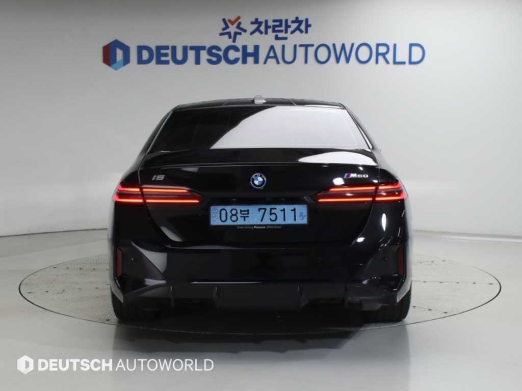 BMW i5 M60 xDrive 이미지 4