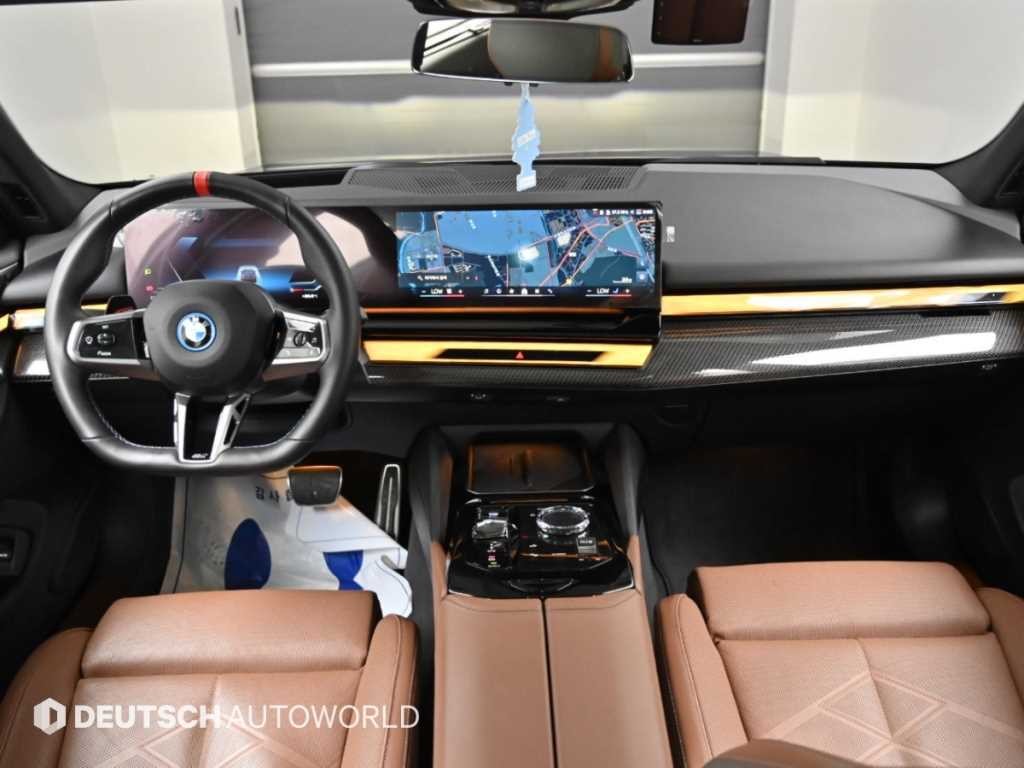 BMW i5 M60 xDrive 이미지 7