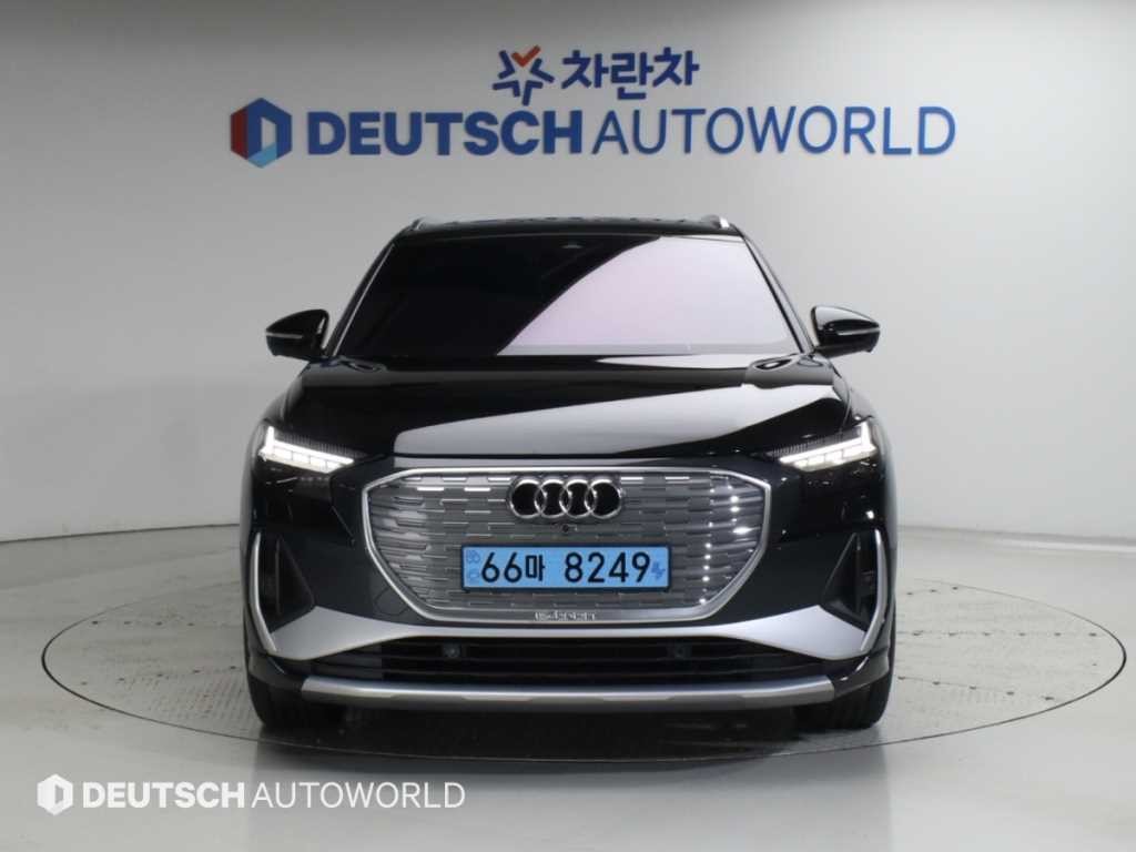 아우디 Q4 Q4 e-트론 45 프리미엄 이미지 3