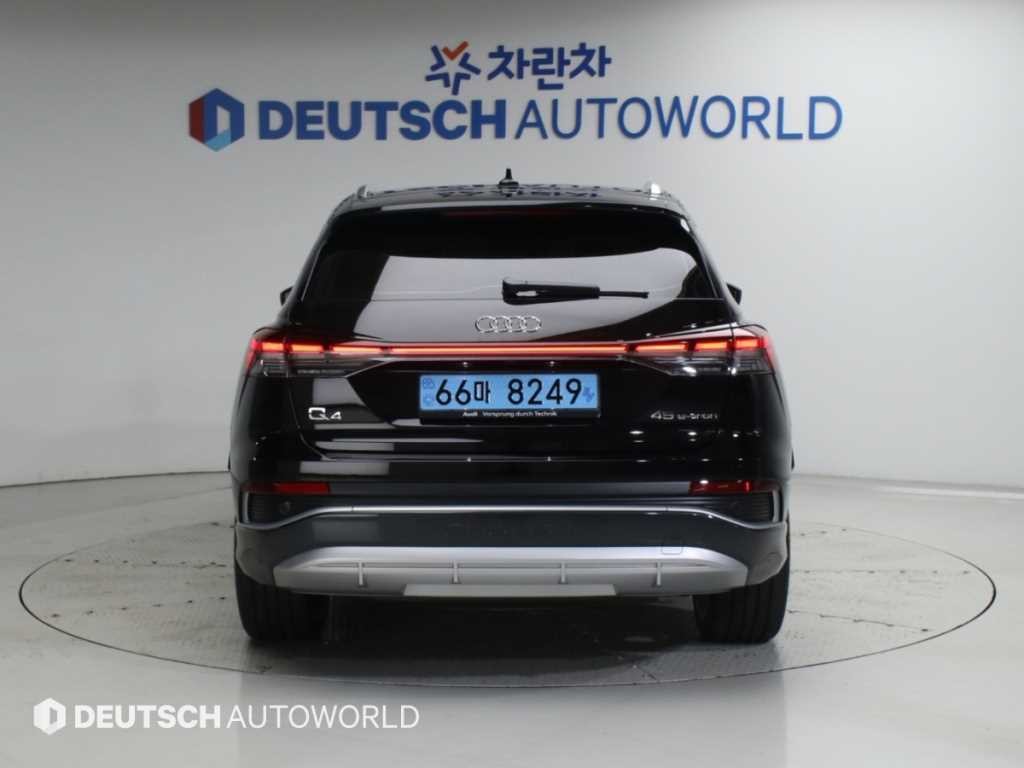 아우디 Q4 Q4 e-트론 45 프리미엄 이미지 4