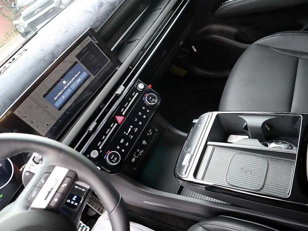 현대 투싼 더 뉴 투싼 하이브리드 (NX4) HEV 1.6 2WD 인스퍼레이션 이미지 10
