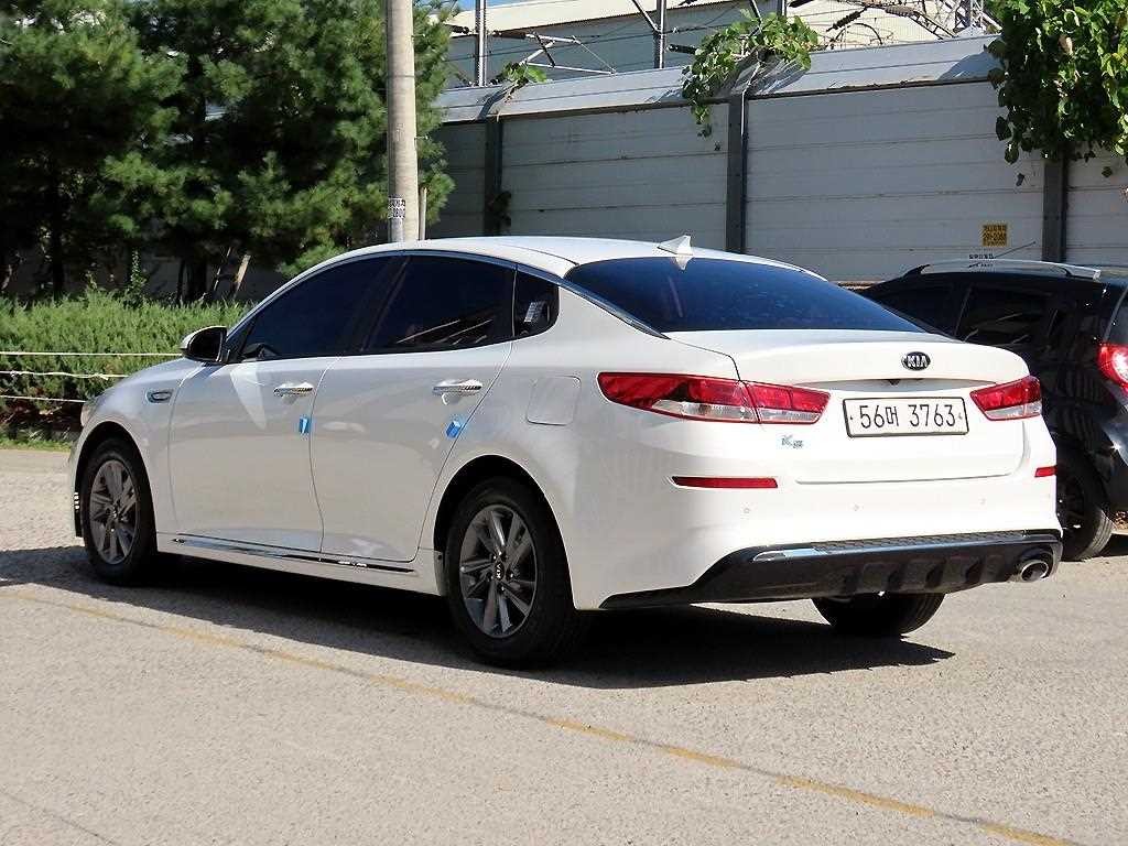 기아 K5 더 뉴 K5 2세대 가솔린 2.0 럭셔리 이미지 3