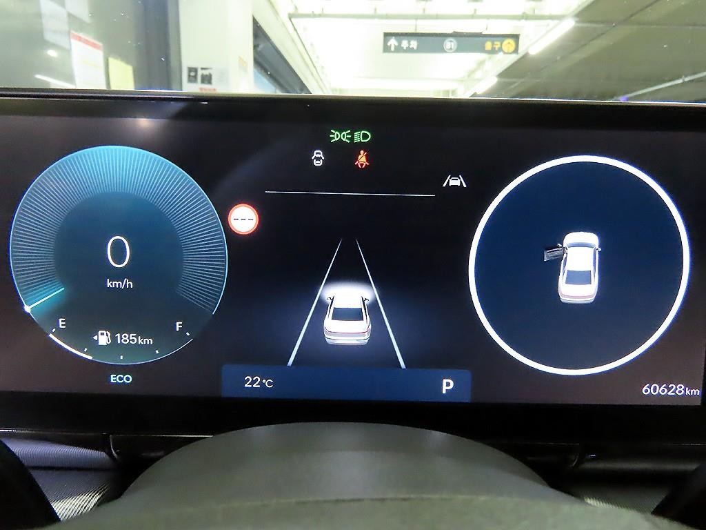 현대 그랜저 그랜저 (GN7) 가솔린 2.5 2WD 익스클루시브 이미지 9