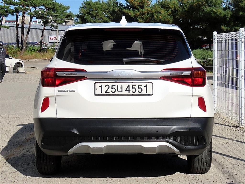 기아 셀토스 가솔린 1.6 터보 2WD 트렌디 이미지 4